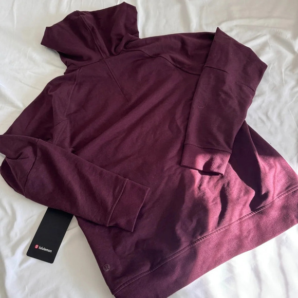 🆕💜 Lululemon City Sweat Pullover Hoodie - Cassis - Picture 6 of 10
